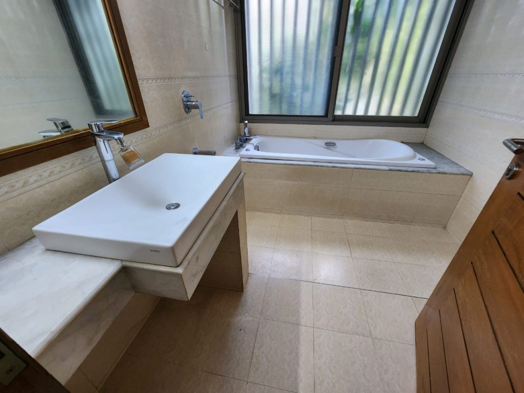 WhatsApp Image 2025-12-10 at 10.13.44_3d4fb622