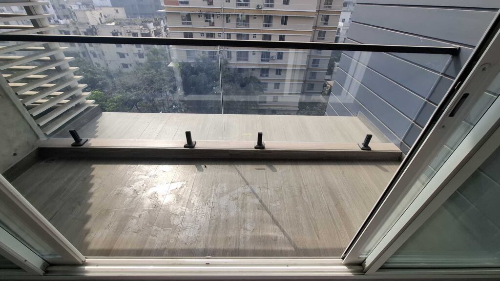 IMG_COM_2026021513132348123